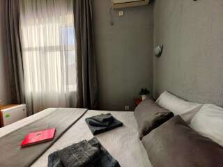 Гостевой дом La Familia Анапа 3-местный номер полулюкс-4